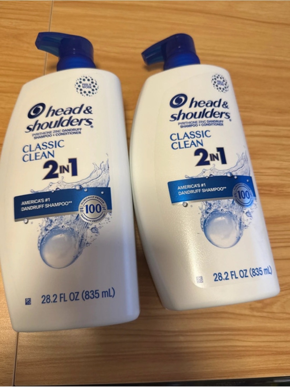 Classic Clean 2-in-1 Shampoo + Conditioner - White/Blue